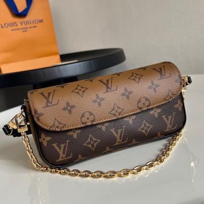 M81911 Wallet on Chain Ivy