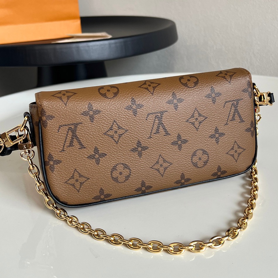 M81911 Wallet on Chain Ivy_3