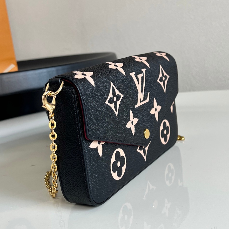 M82479 Felicie Pochette_2
