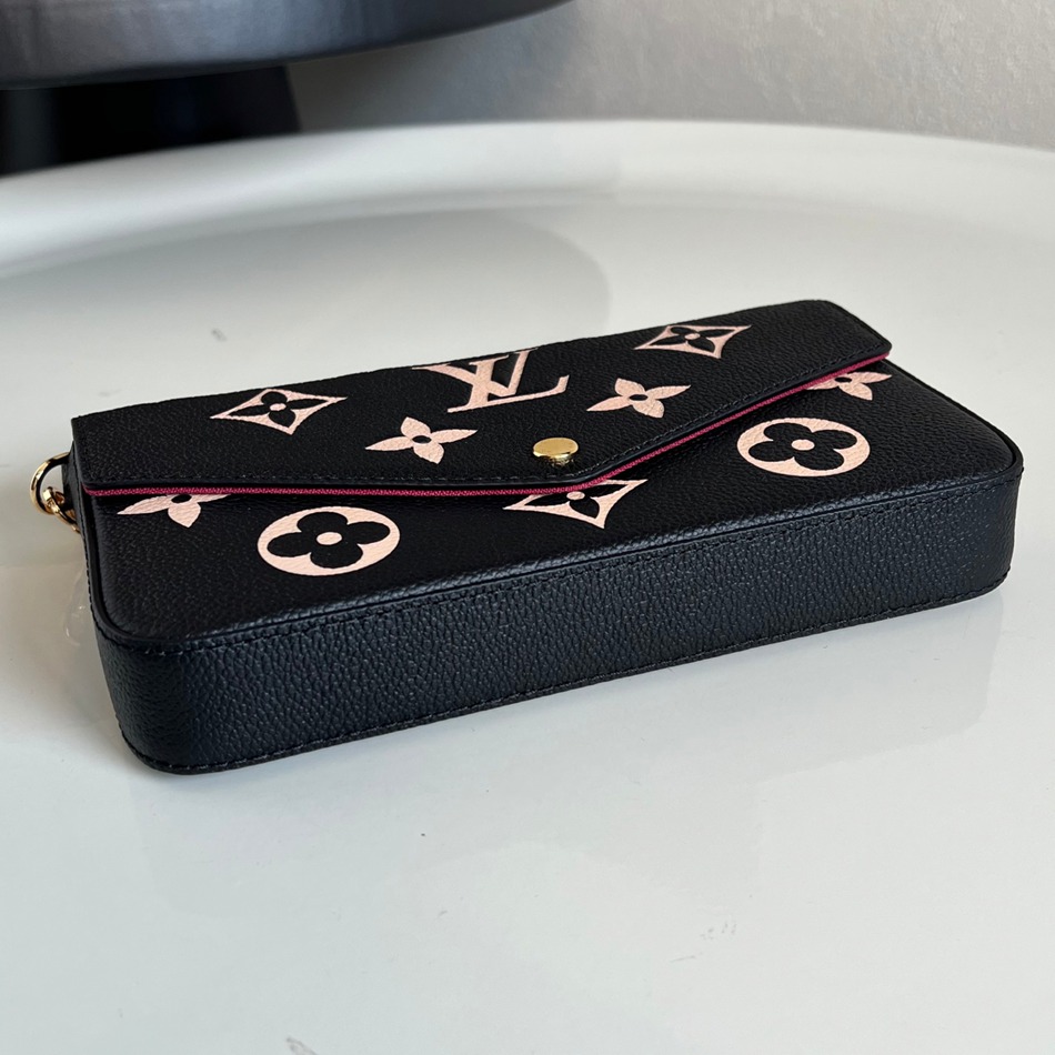 M82479 Felicie Pochette_4