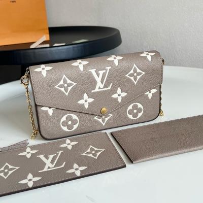 M82610 Felicie Pochette