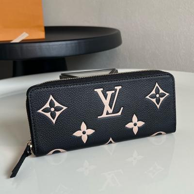 M82338 Clemence 錢包