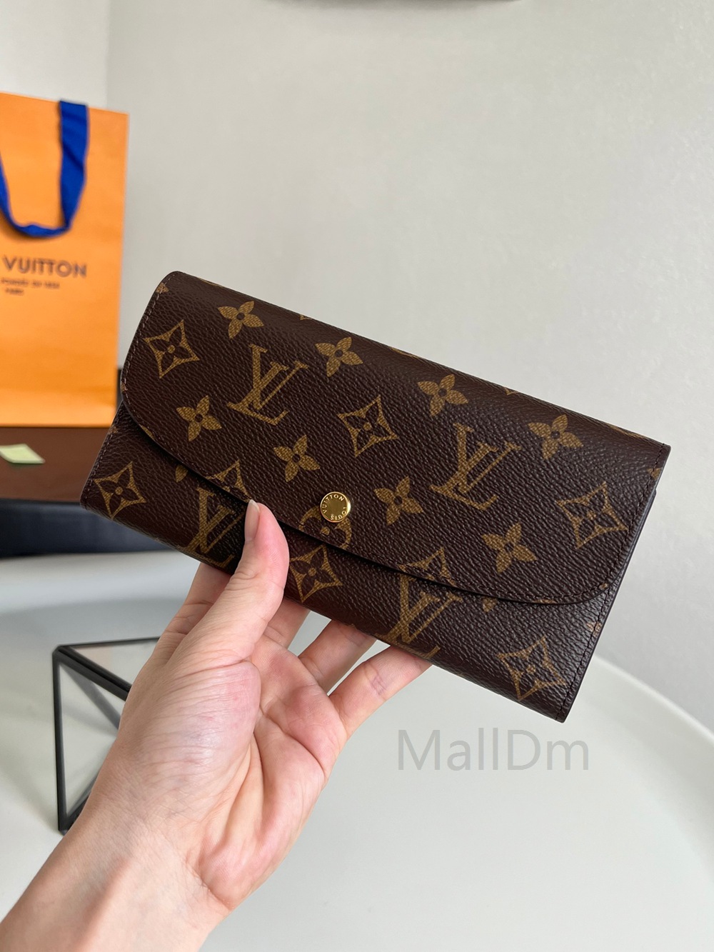 M60697 Emilie 錢包 紫紅色_4