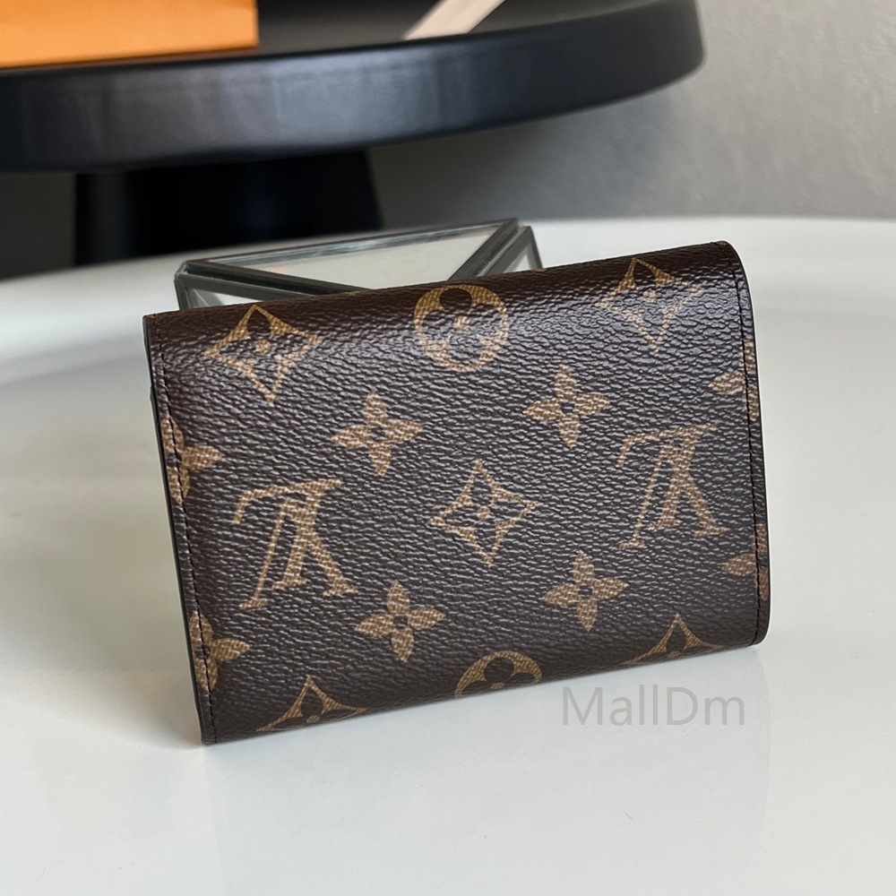 M41938 Victorine 錢包 紫紅色_3