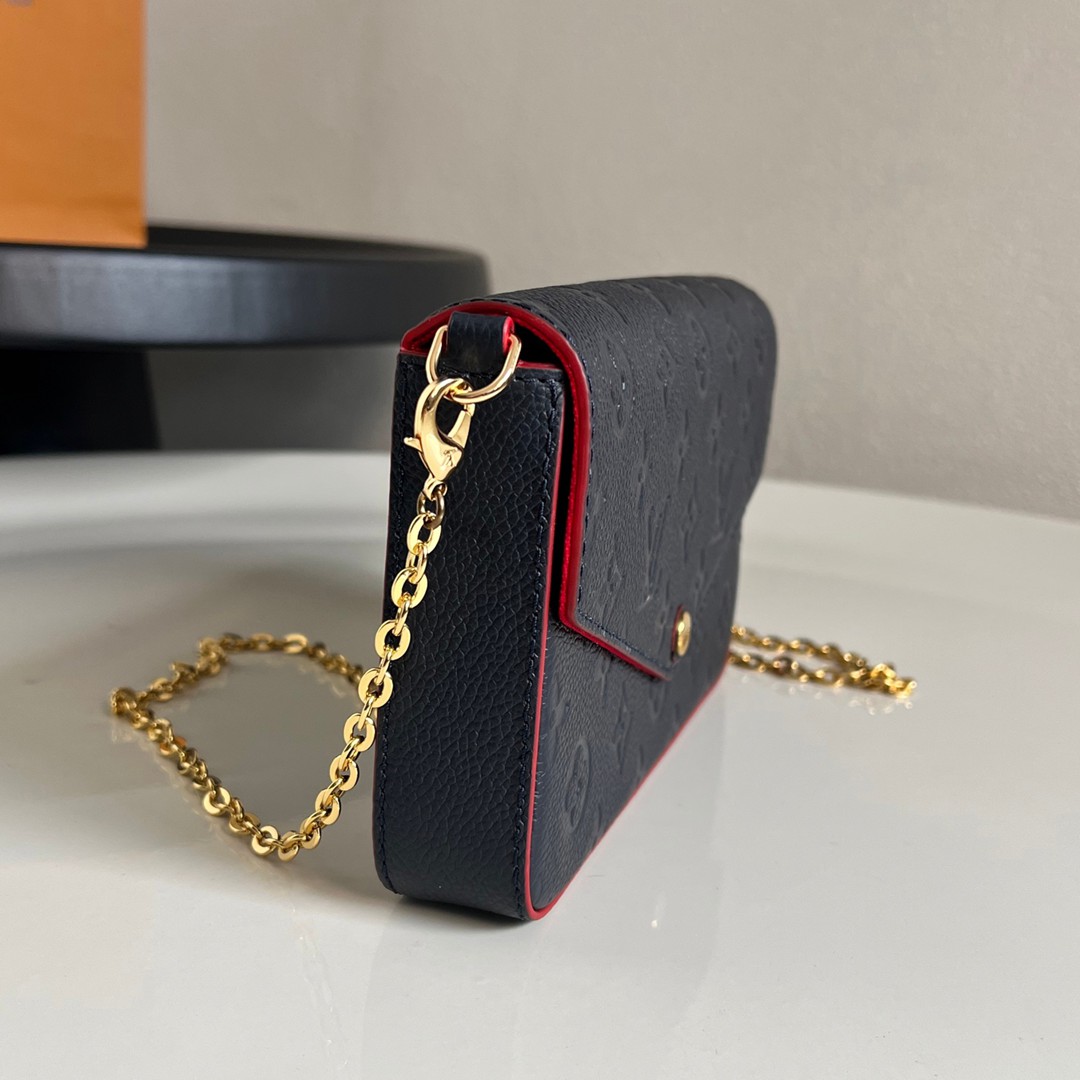 M64064 Pochette Félicie 藍色壓花鏈條包-2