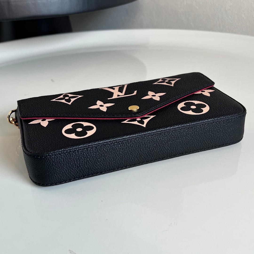 M80482 Pochette Félicie 黑色壓花鏈條包-4
