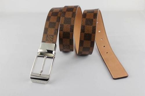 lv 棋盤格紋皮帶