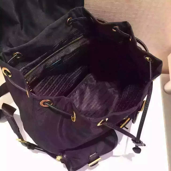 PRADA 辣椒同款後背包 BZ0030 TY2H-8