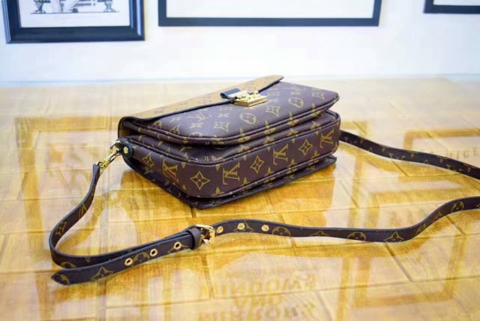 M41465 Pochette Metis 女款斜背包 YL3-5
