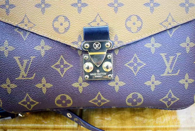 M41465 Pochette Metis 女款斜背包 YL3-6