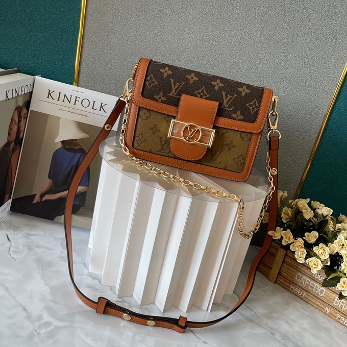 LV M44391 Dauphine 郵差包系列拼色老花斜背包 小號20 x 16 x 10cm-4