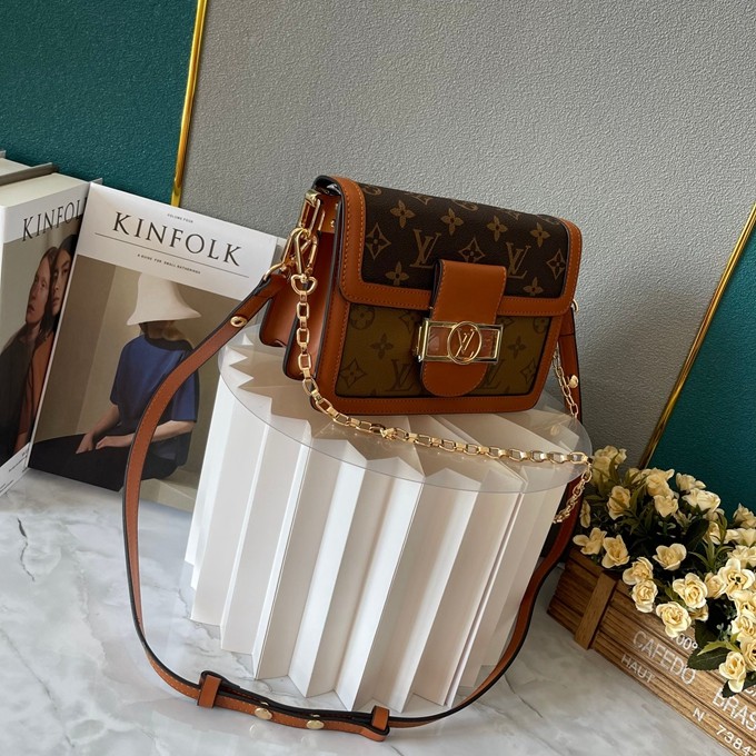 LV M44391 Dauphine 郵差包系列拼色老花斜背包 小號20 x 16 x 10cm-5