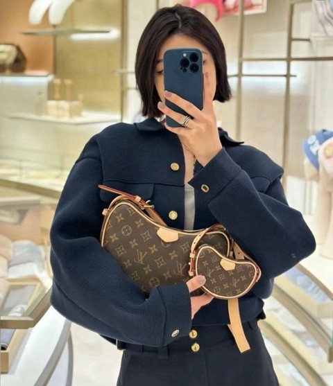 LV 46828 專櫃最新款碗豆子母包郵差包 可頌包 可拆卸