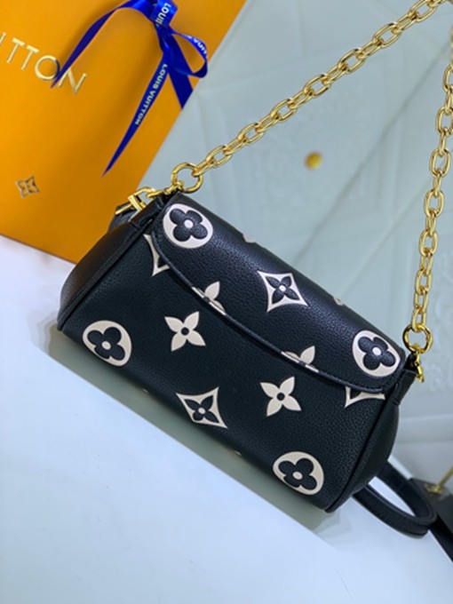 LV M45836 FAVORITE 壓紋軟粒面包包 單肩手提包-18