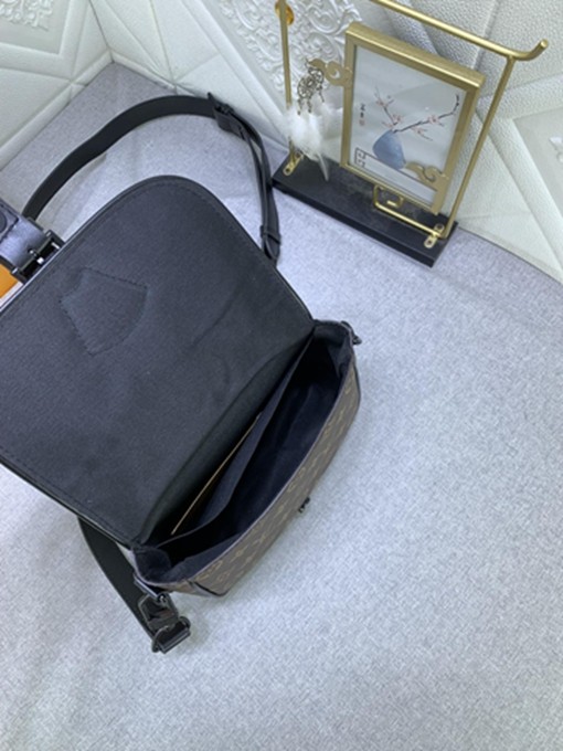 LV M47060老花  男包郵差包系列 MONTSOURIS 小號郵差包 斜背包-9