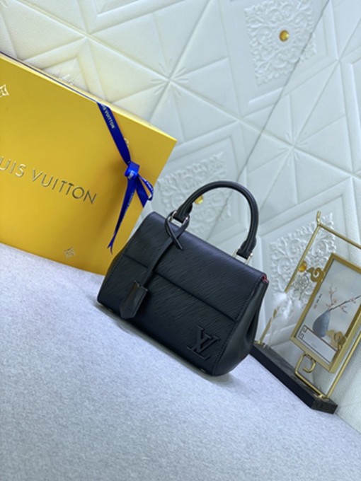 LV M58931Cluny迷你手袋 手提斜背兩用包包-2