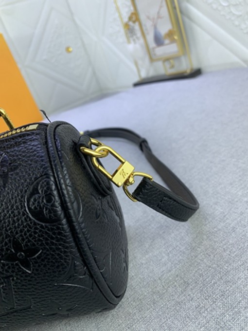 LV M81456Monogram Empreinte 壓紋皮革迷你波士頓包-5