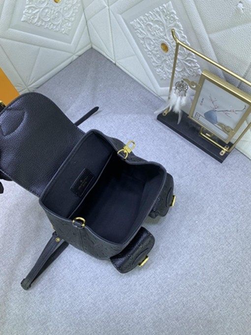 LV venice M47074 壓花雙肩包包-9