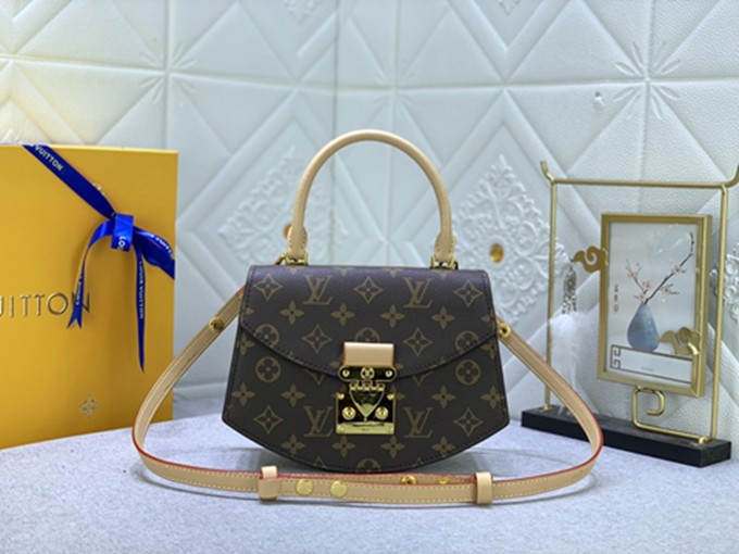 LV M46548扇形手提斜挎包包