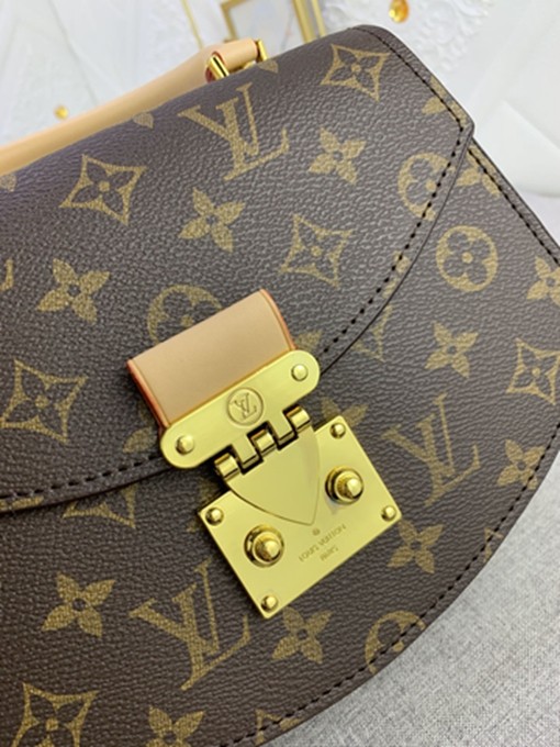 LV M46548扇形手提斜挎包包-6