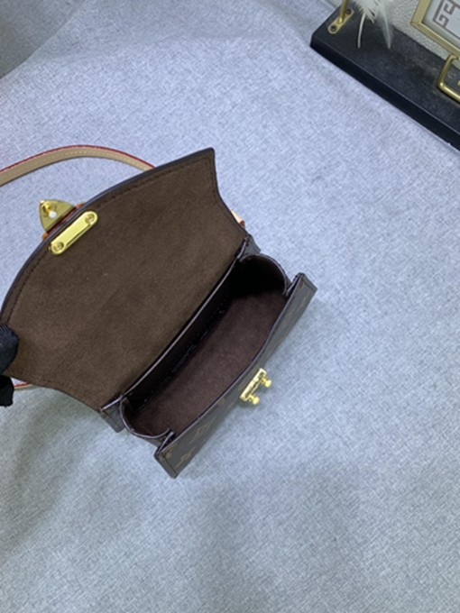 LV M83473扇形手提斜挎包包 小號-9