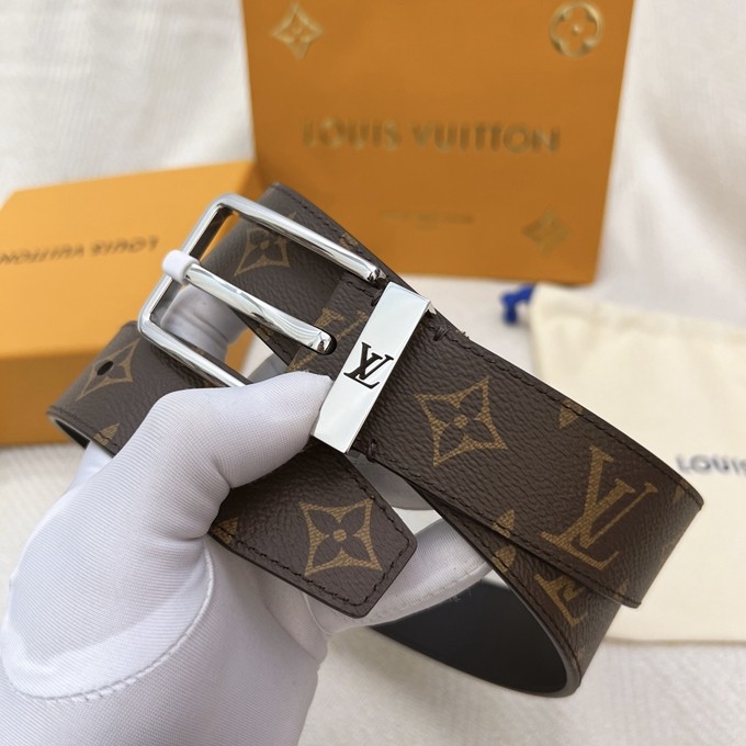 LV 扣頭字母logo老花皮帶