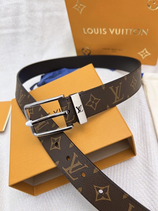 LV 扣頭字母logo老花皮帶-8