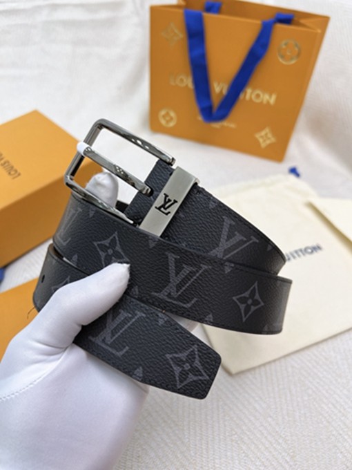 LV 扣頭字母logo黑花皮帶-10