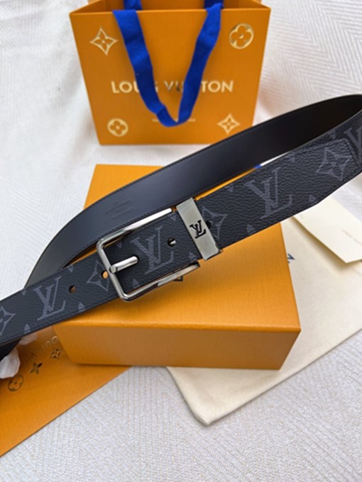 LV 扣頭字母logo黑花皮帶-16