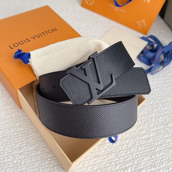 LV 雙面平滑扣掌紋牛皮皮帶 腰帶