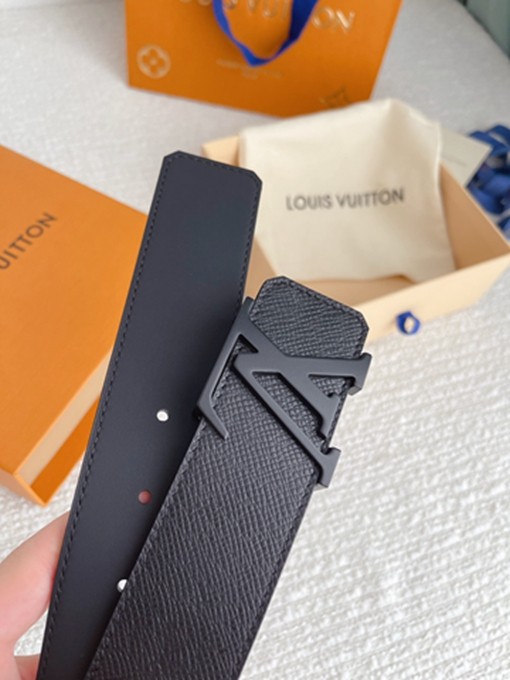 LV 雙面平滑扣掌紋牛皮皮帶 腰帶-4
