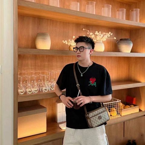 658572 Supreme相機包情侶款男女通用