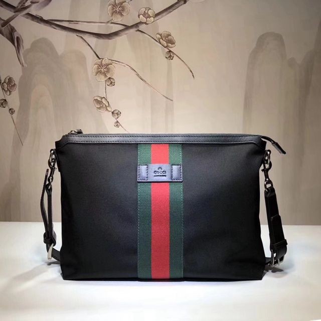 523335原單克尼龍布 時尚簡約郵差包