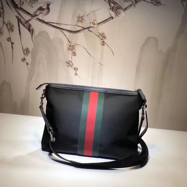 523335原單克尼龍布 時尚簡約郵差包-3