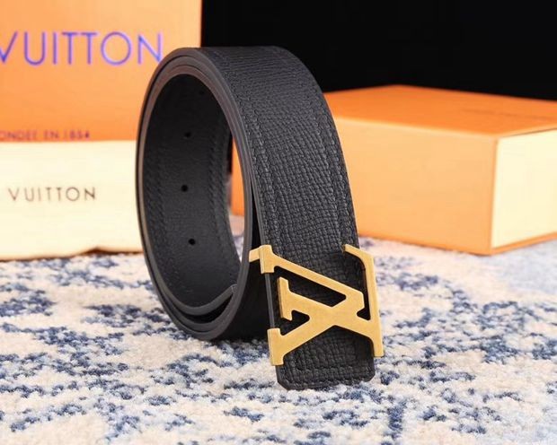 LV MADEinSpain 牛皮 十字紋 寬4cm-2