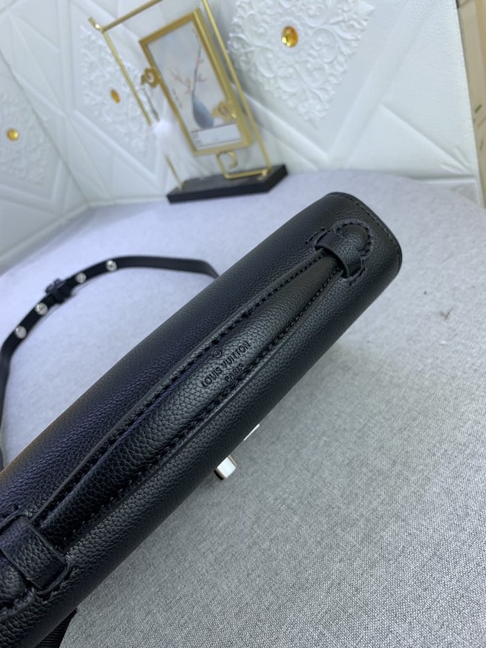 M56088 Lockme 手包23.5x16x5.5cm-5