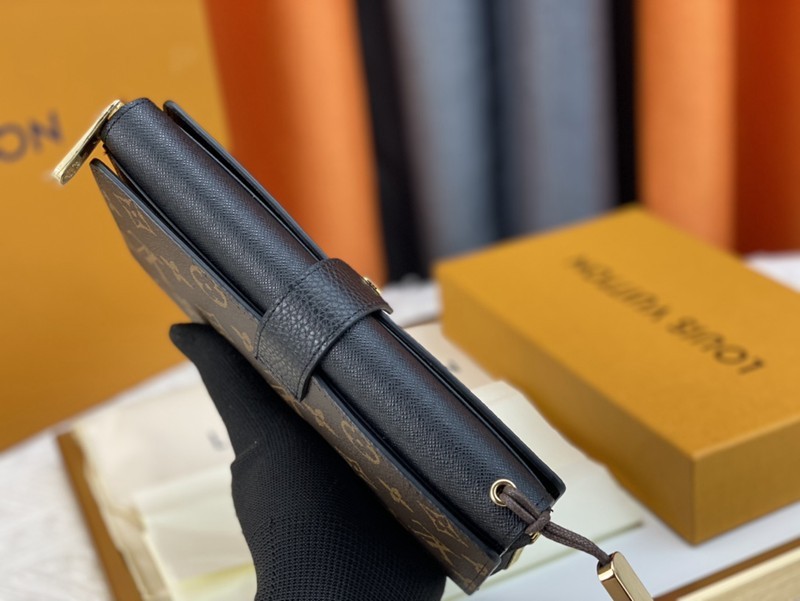 M61278 黑色 長夾 22x10x3.5cm-3