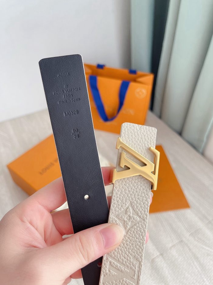 LV 原單字母扣皮帶 白色雙面頭層牛皮 寬3CM-4