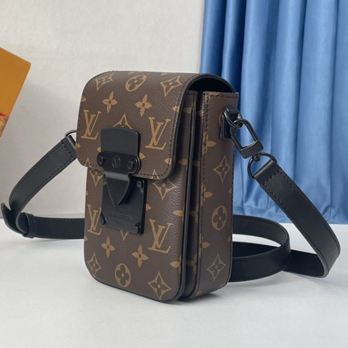 M81522 S-Lock Vertical Wearable 錢夾 12x19x7cm-2